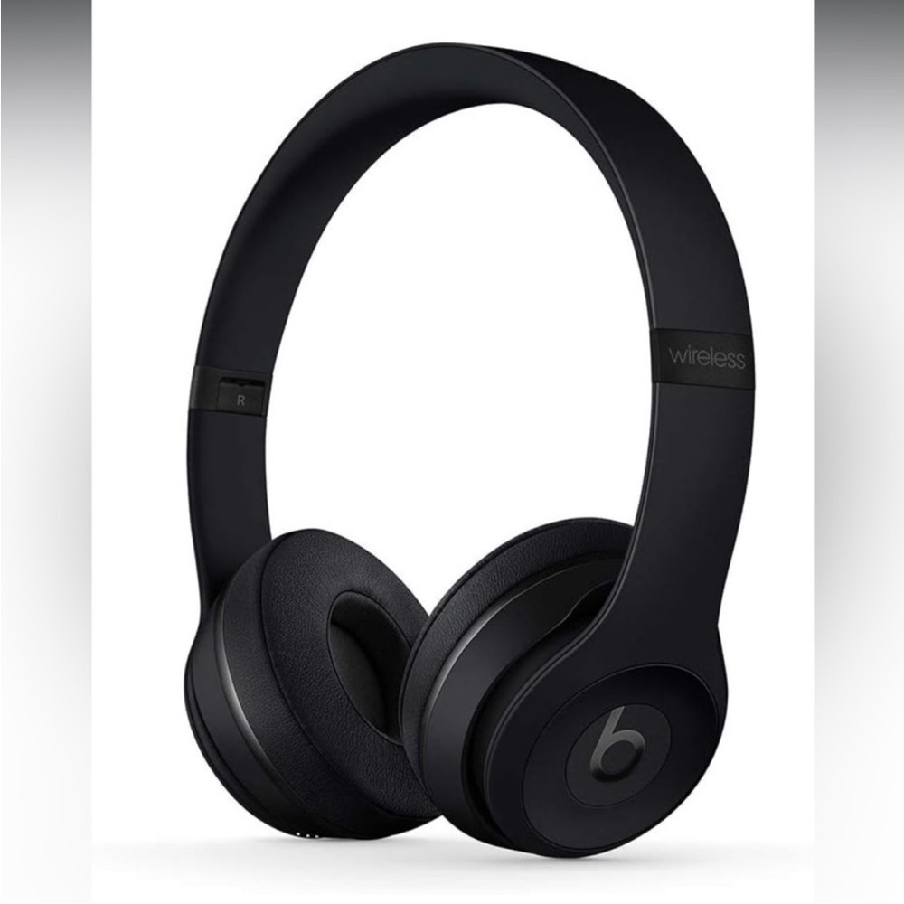Beats Solo 3 Black Wireless Headphones